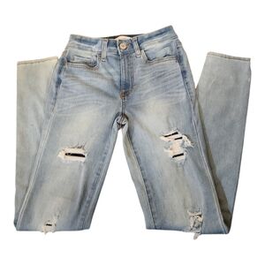 NWOT-SO junior's - distressed skinny jeans -Size 1.
